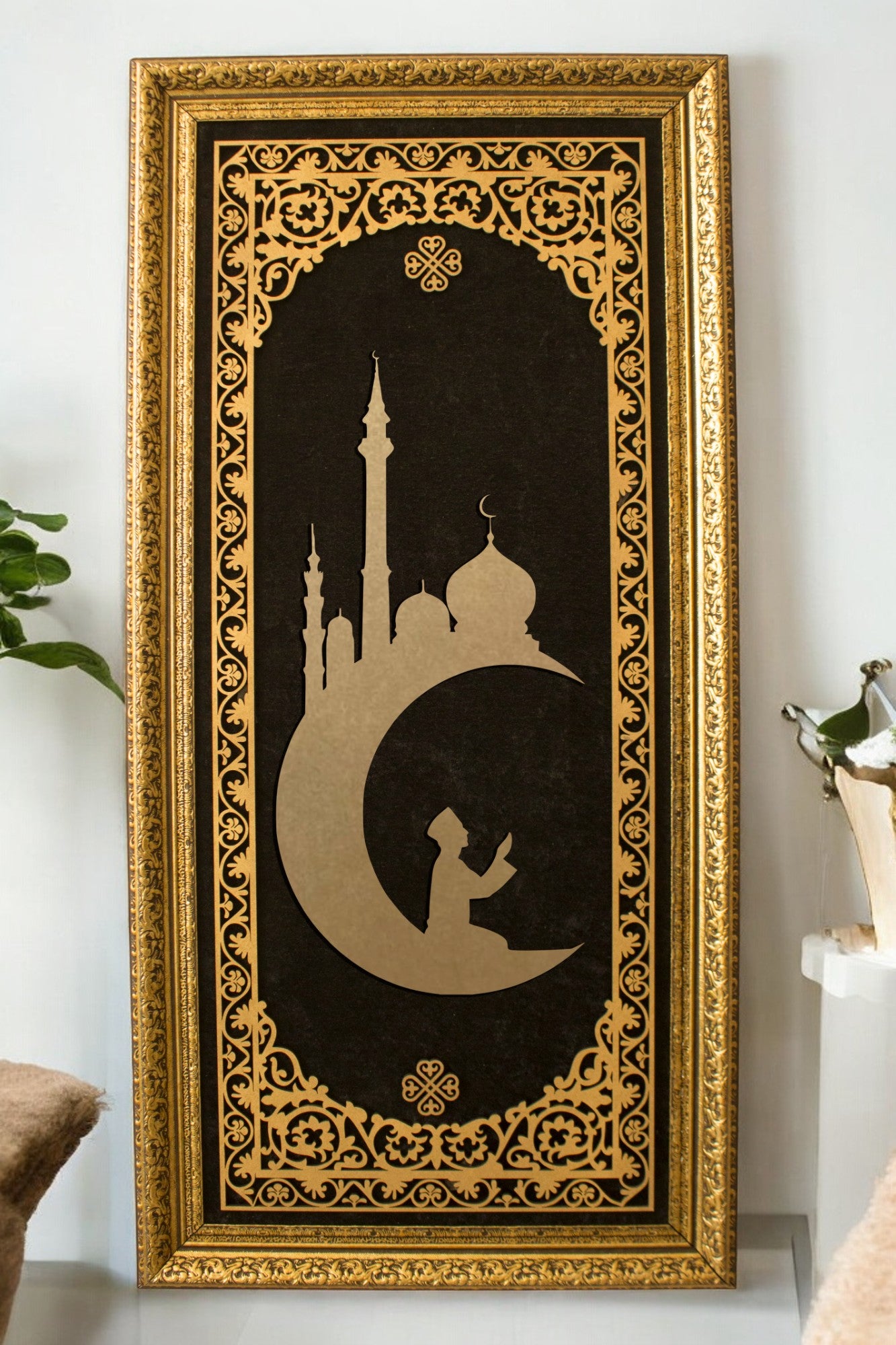 Ay Camii Temalı Lüks Dikey Tablo Kadife Zemin