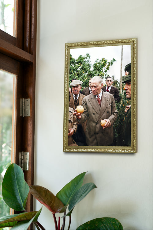 Atatürk Portakal Bahçesinde Tablo