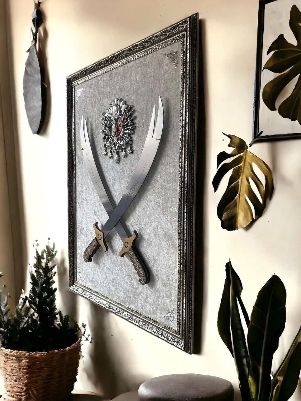 Çift Kılıçlı Osmanlı Armalı Tablo 60x80 cm
