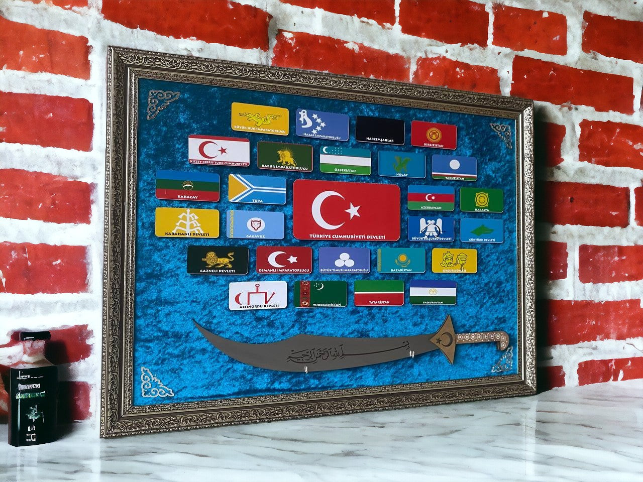 27 Büyük Türk Devletleri Kılıçlı Tablo 60 x 80 cm
