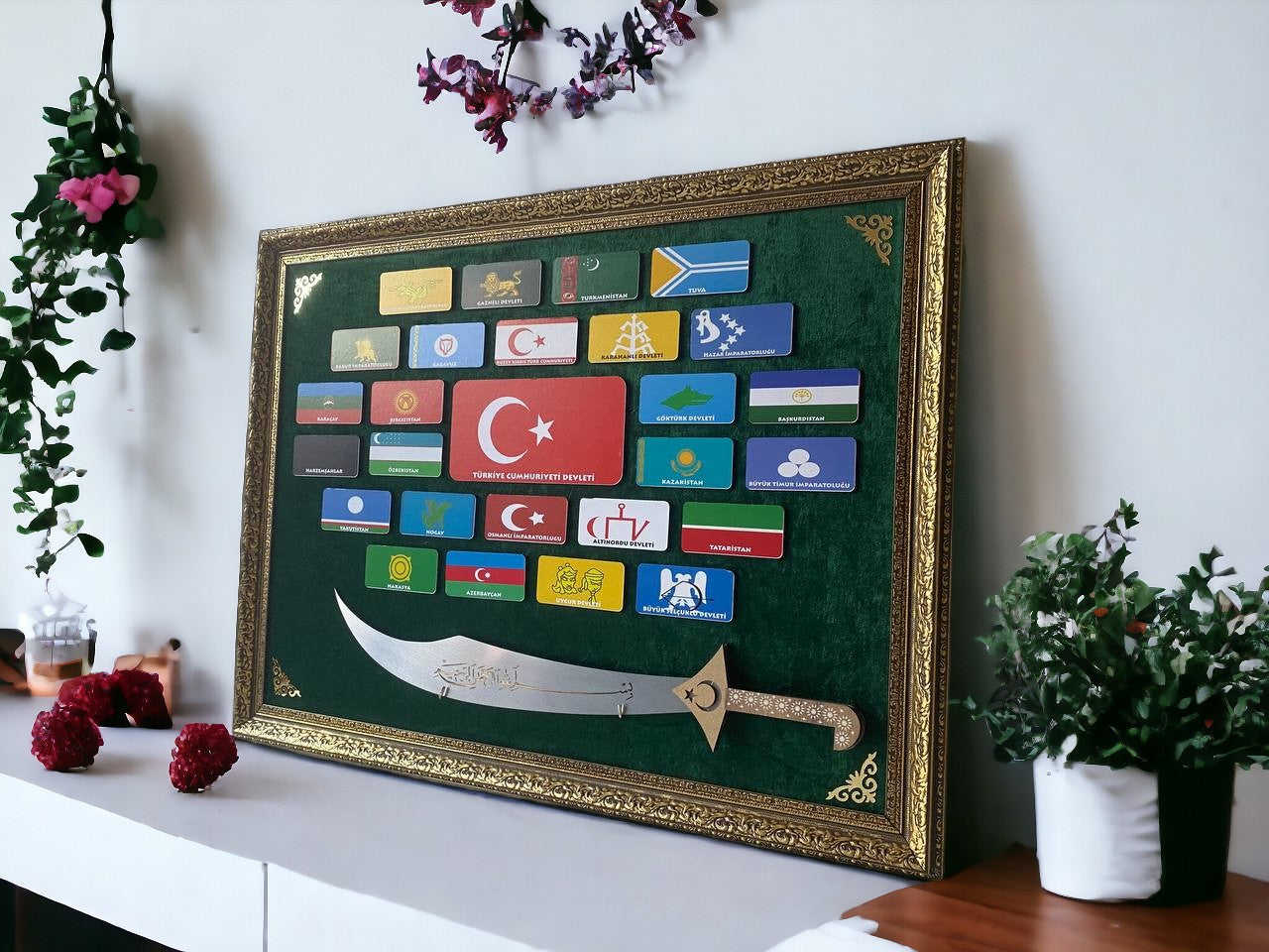 27 Büyük Türk Devletleri Kılıçlı Tablo 60 x 80 cm