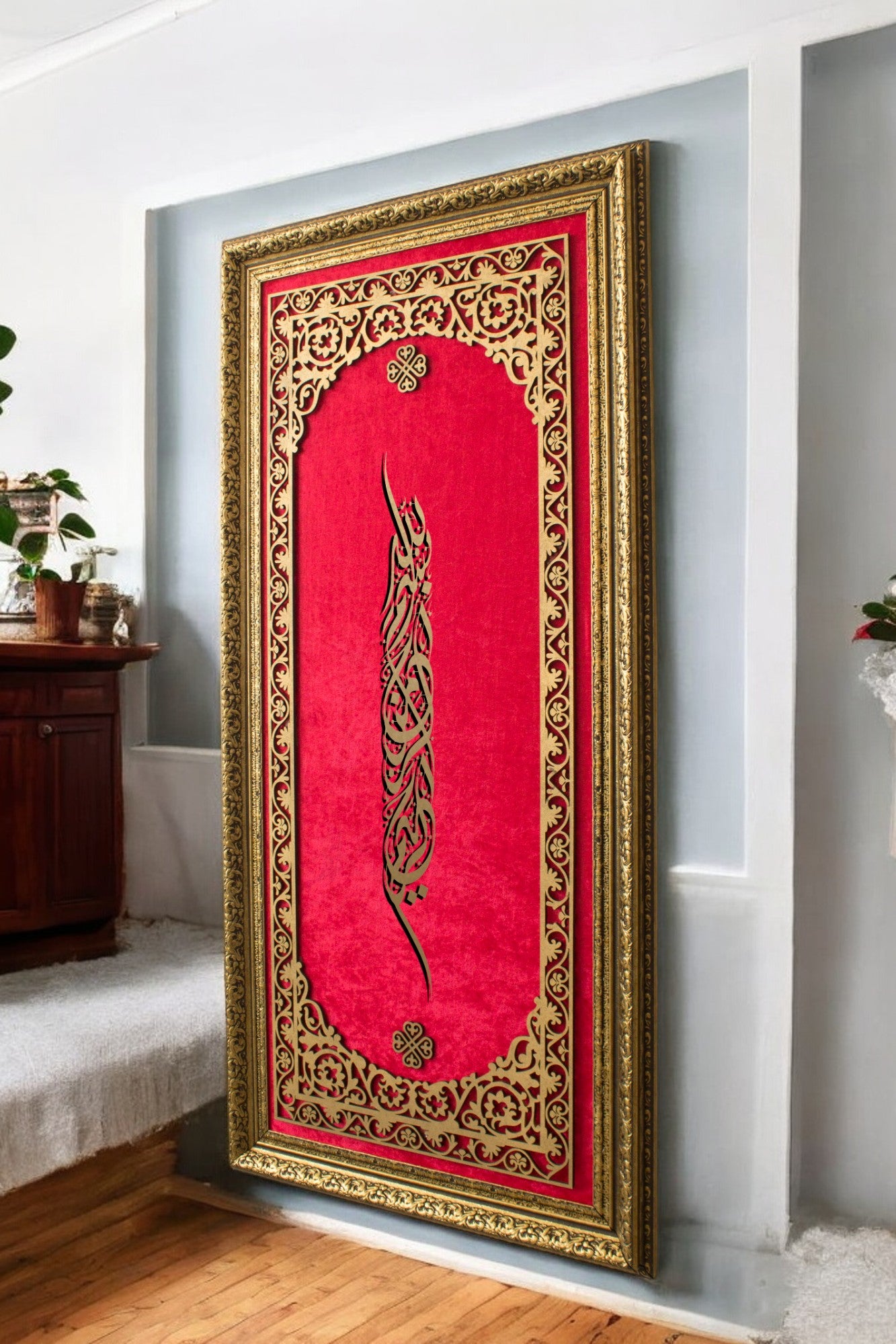 Lüks Dikey Hat Tablo Altın İşlemeli Sanat Eseri Kadife Zemin