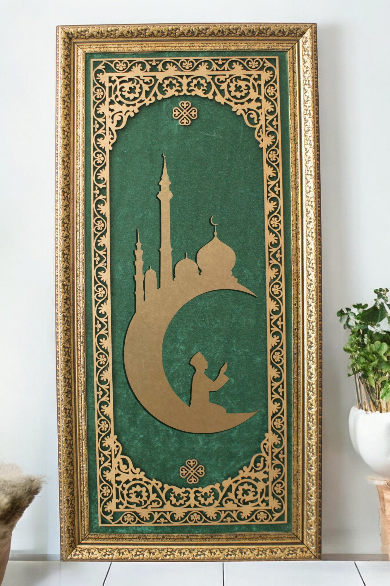 Ay Camii Temalı Lüks Dikey Tablo Kadife Zemin